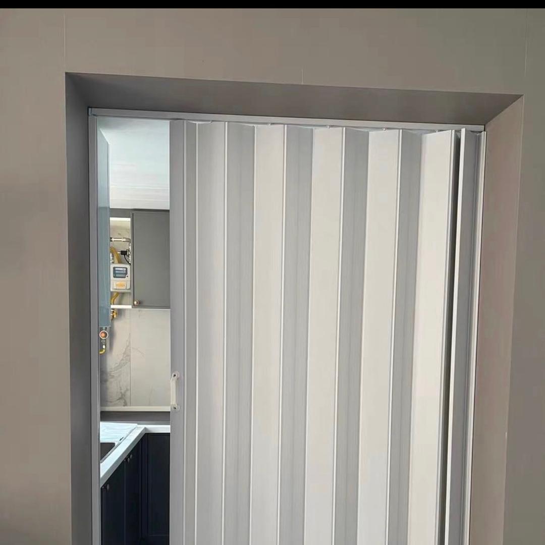 云霄县欣遂折叠门