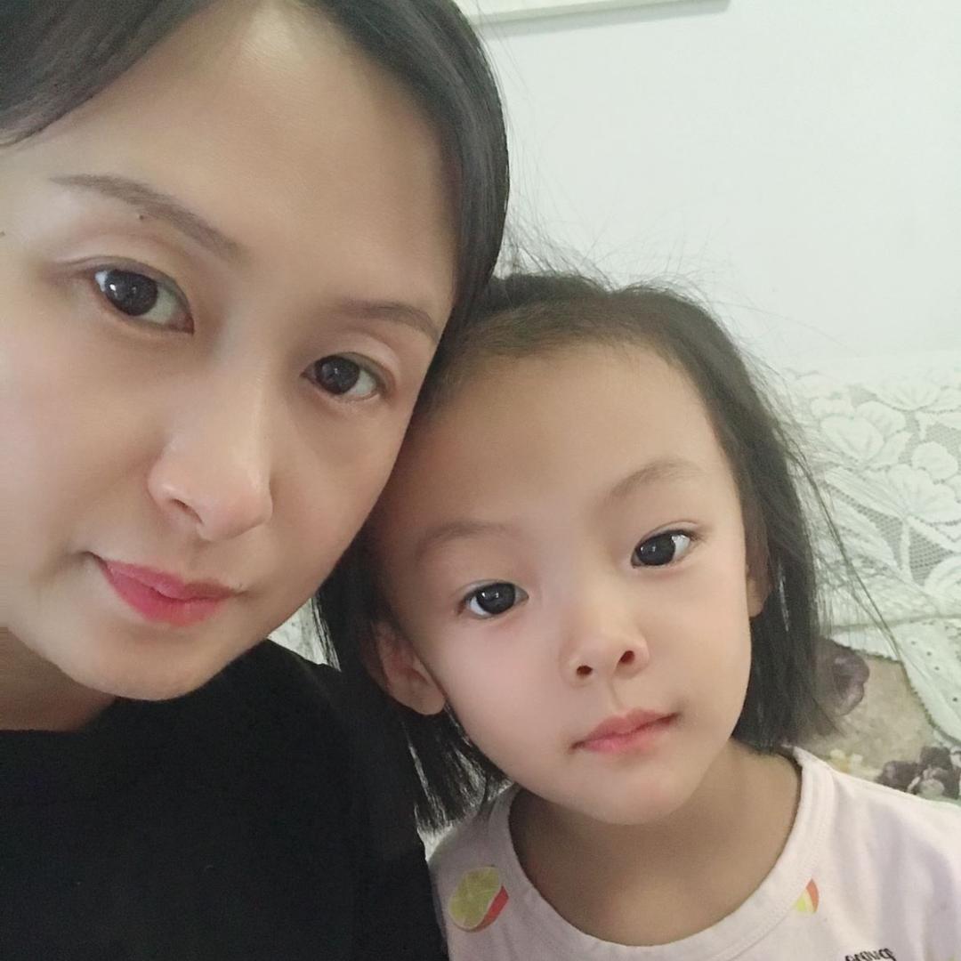 80后芳姐