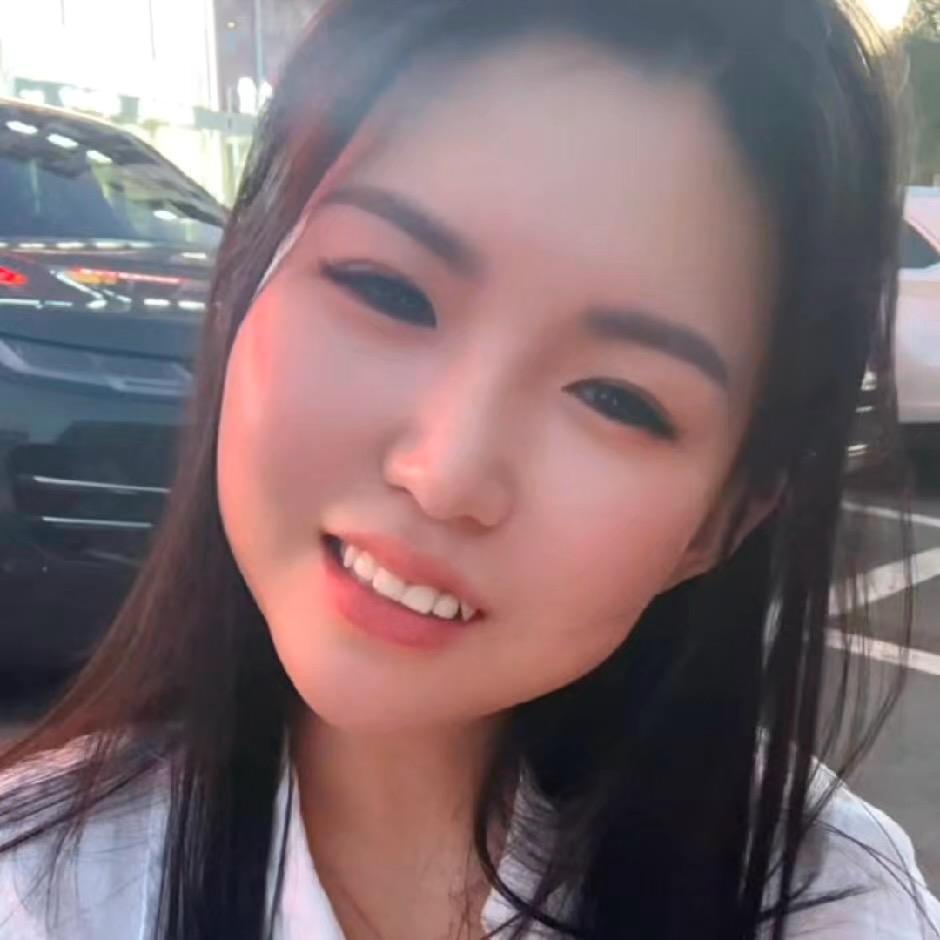 月亮吖（爽亮）