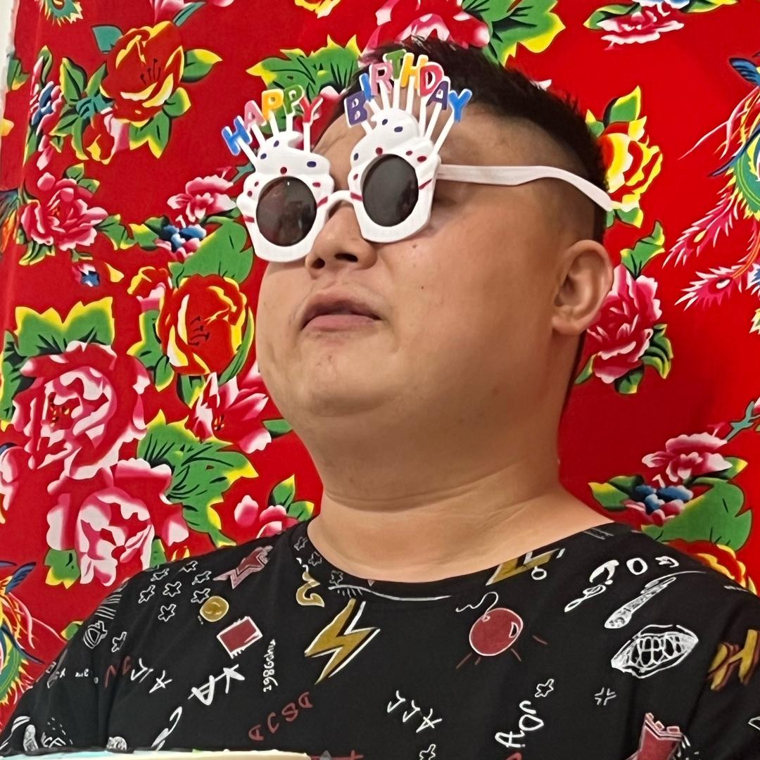 刘桂香在长沙卖台球杆