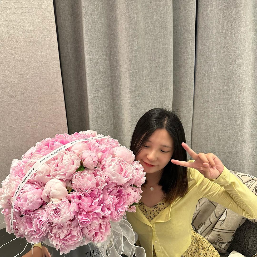 爱吃蓝莓莓