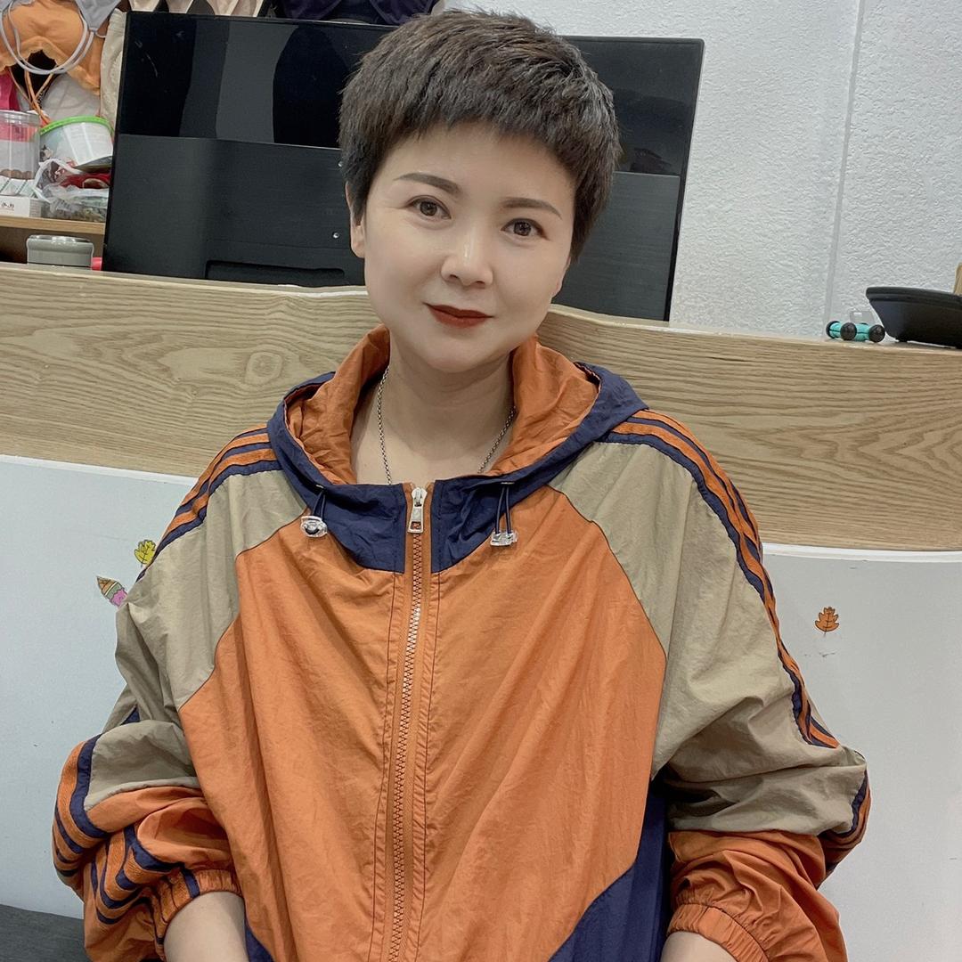 小红精品服饰服装