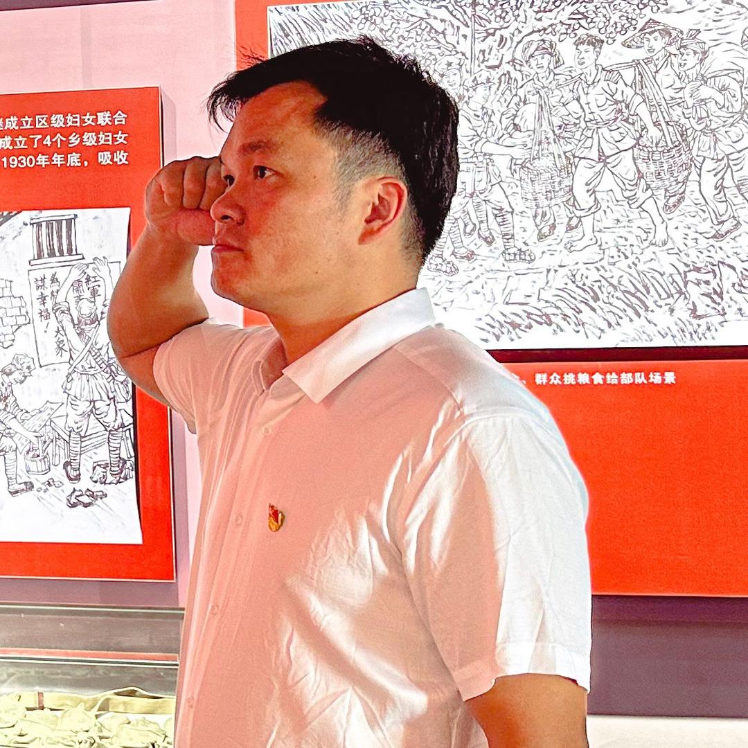 晓毅班长