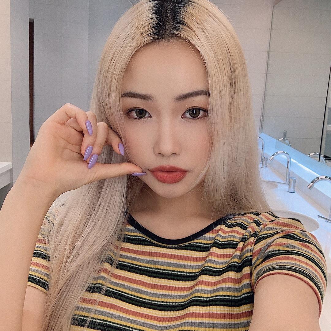 凯拉Keira