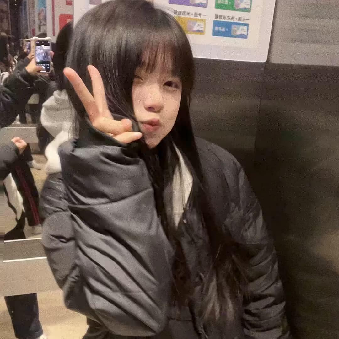尤 咏 慈