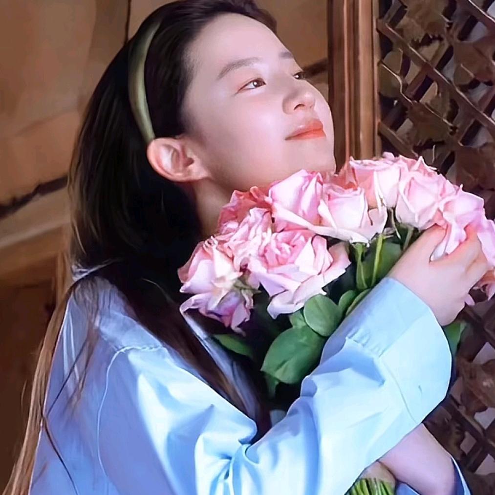 𝙄𝙞𝙞𝙤𝙫𝙚