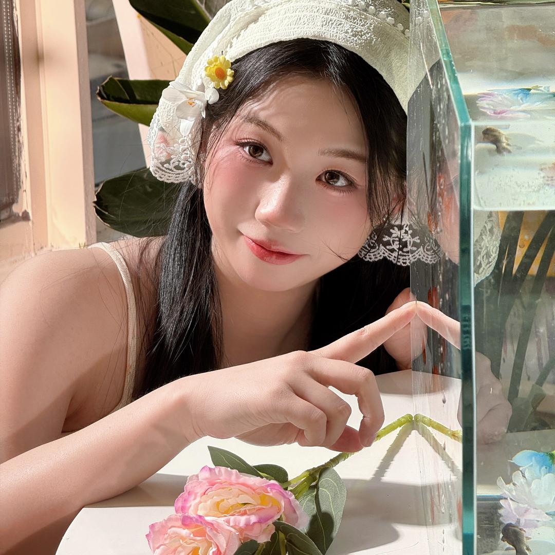 摆烂小鱼