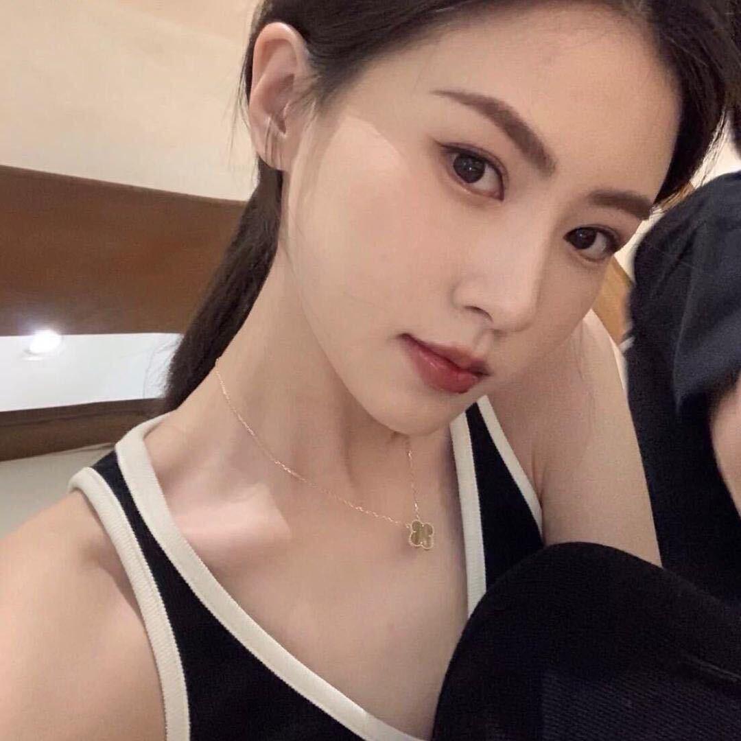 早睡 .