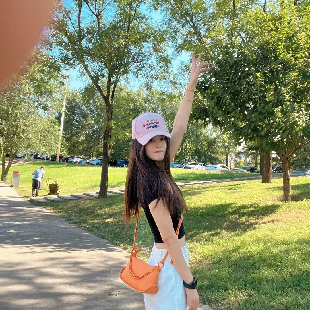 @张馨友💦