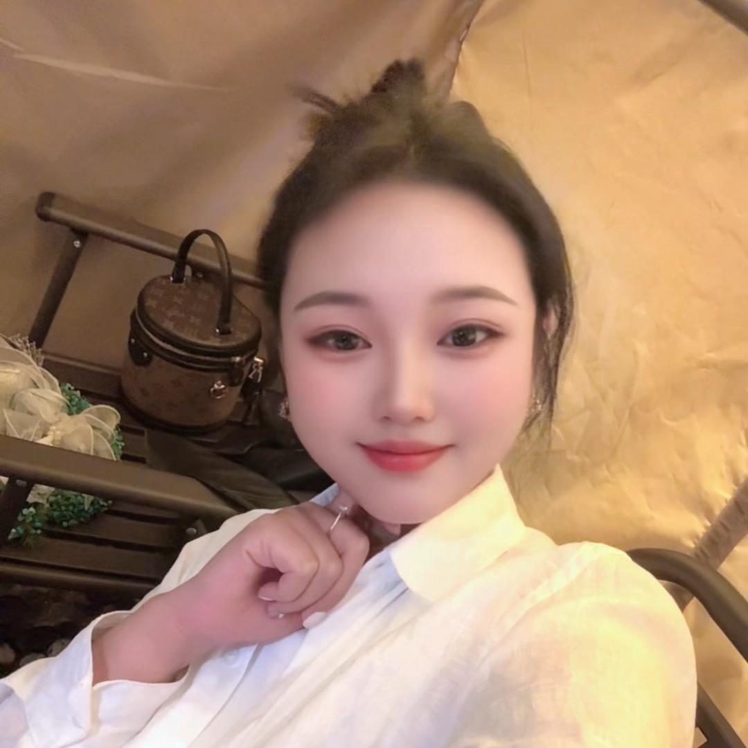 大眼邓小眼