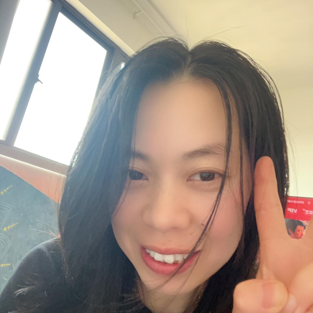 清晨雨婷
