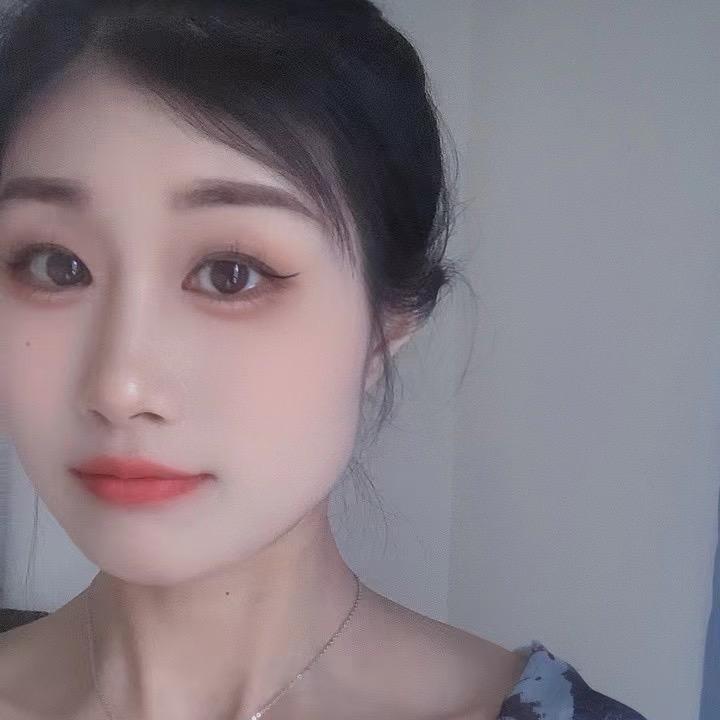 @一只酸奶刘