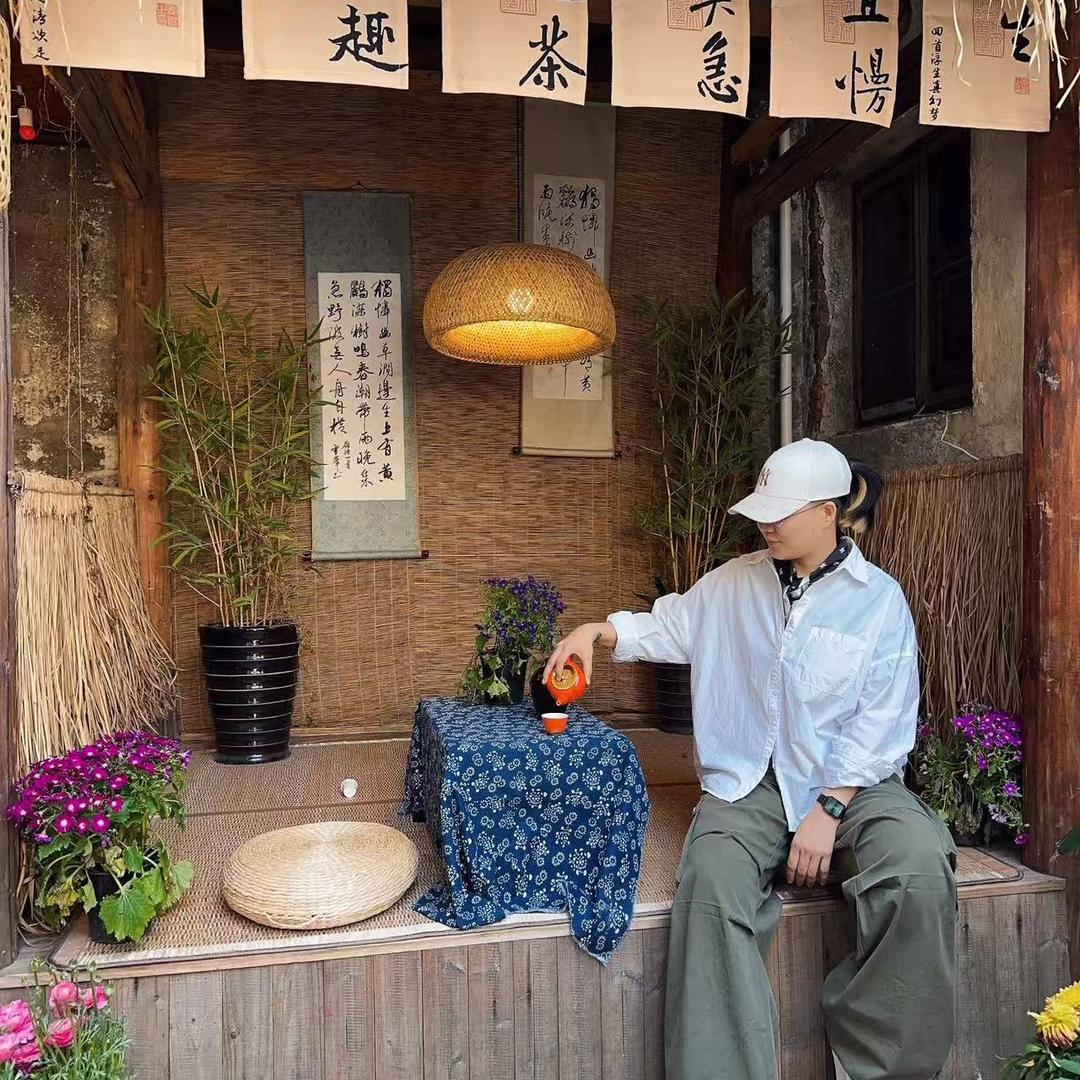 馫淼灥服饰