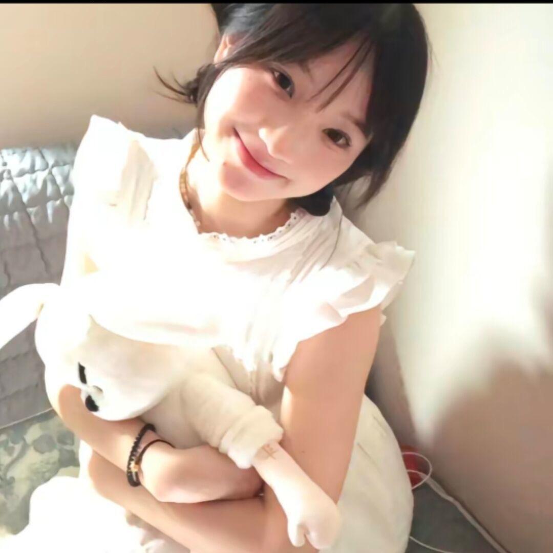 死嘴能不能别吃了。