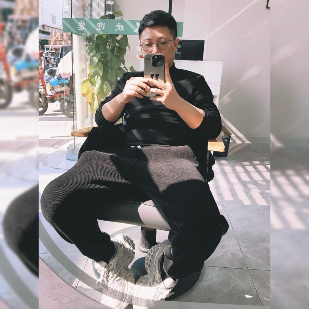 杨佑