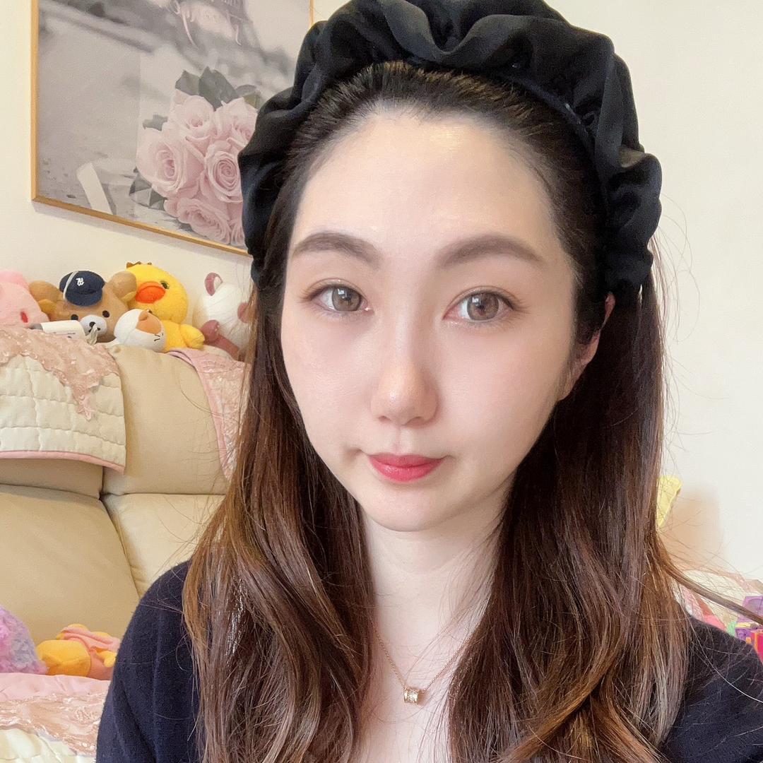 白白爱吃喝