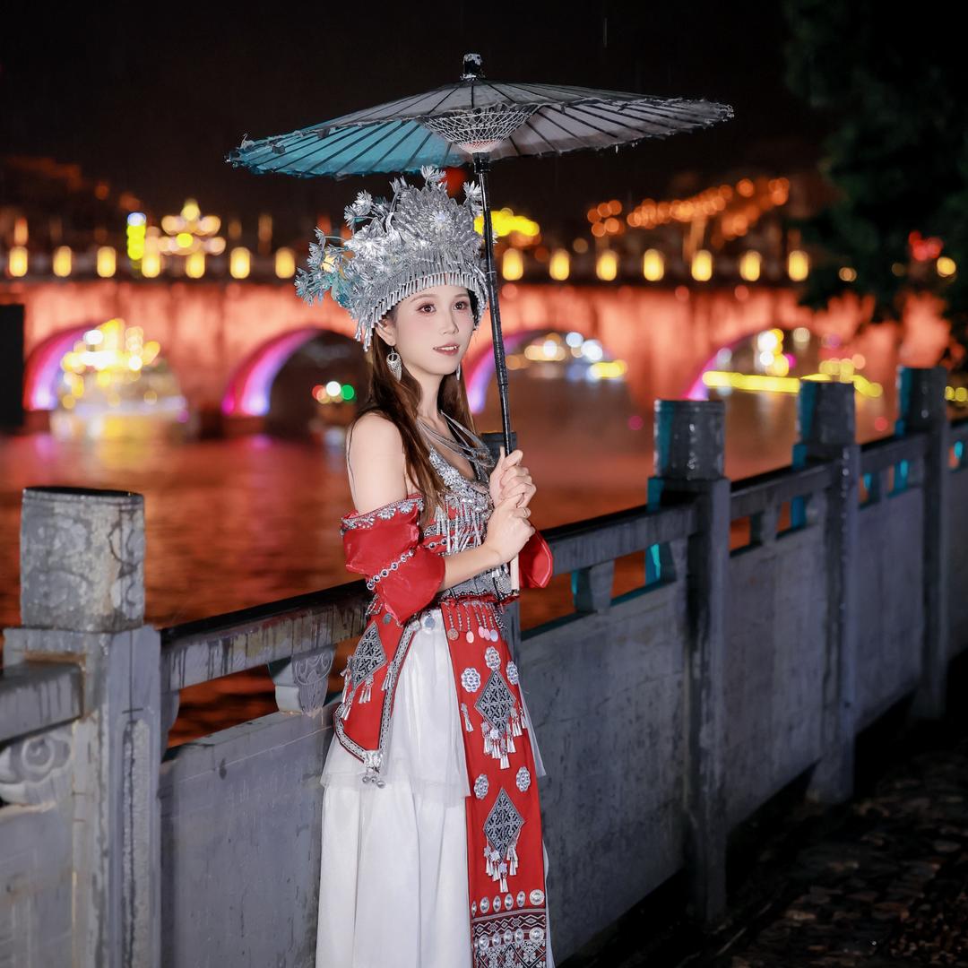 小梦姐姐👧在思南卖馄饨