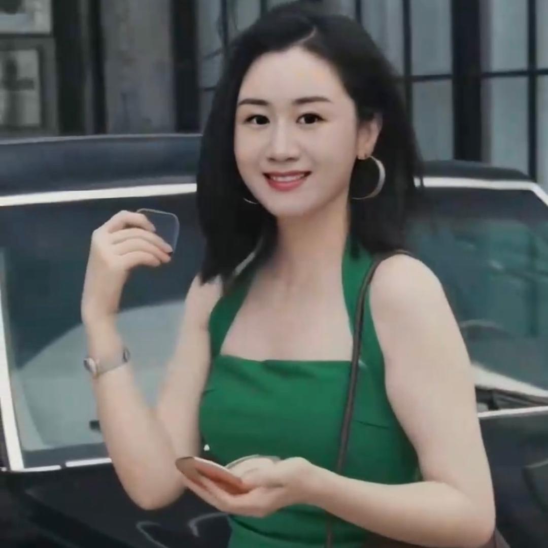 霞霞『魔方时间』嫁接睫毛