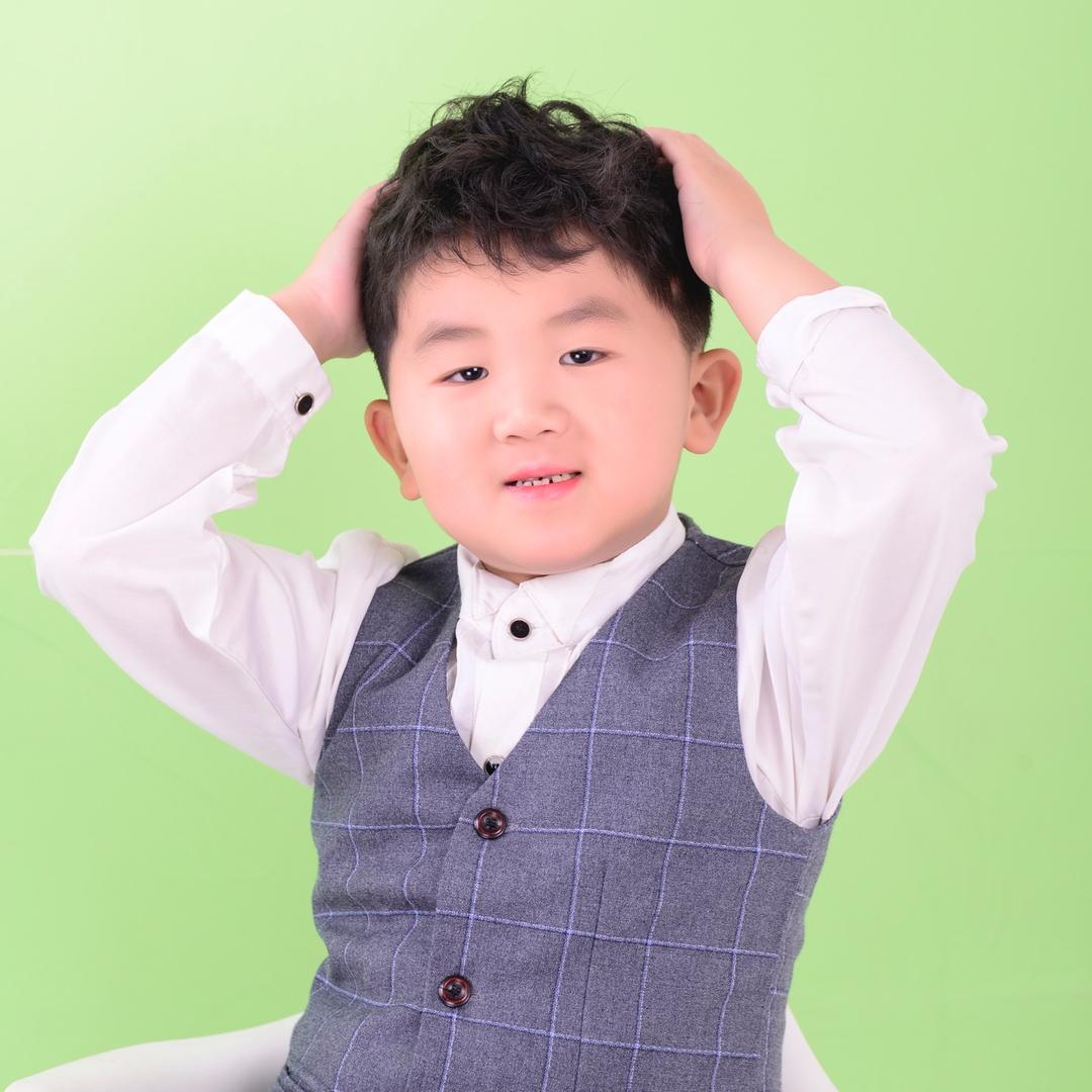 憨逗小莫仔