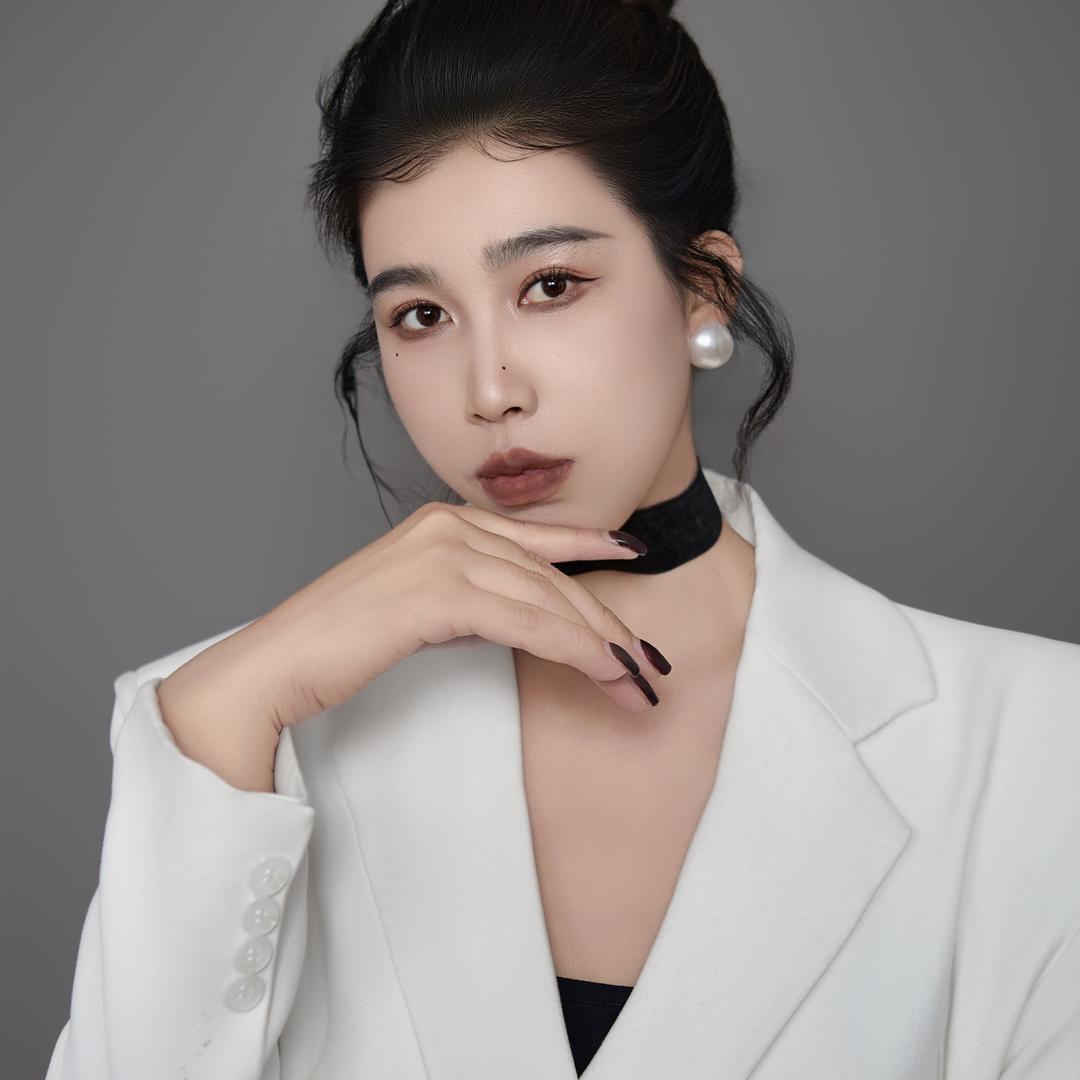 乌兰浩特化妆师•婷婷(招学员)