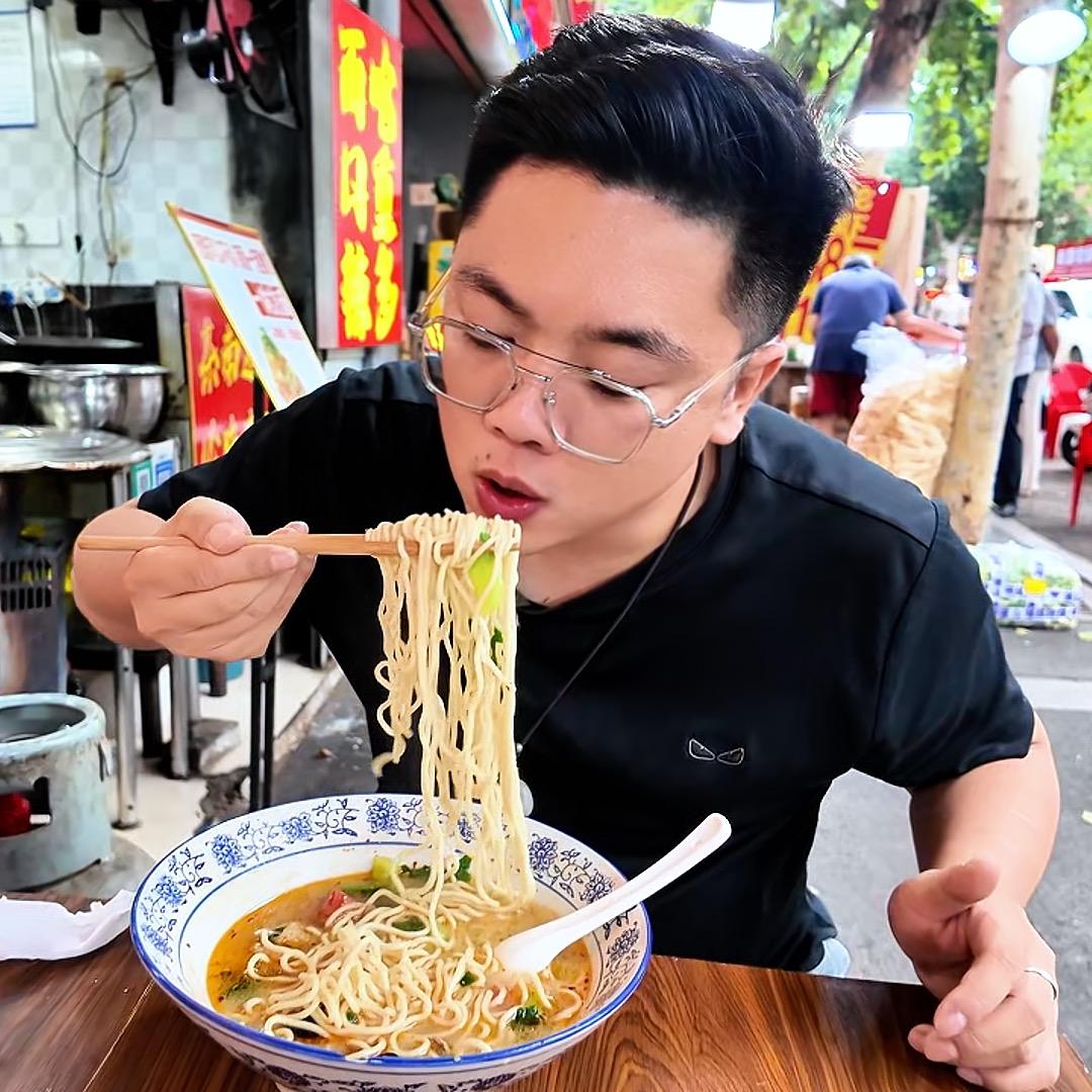 实体陪跑运营丨小张