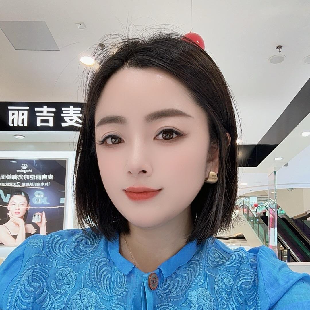 @蒙城万达麦吉丽专柜（伟琴老师）