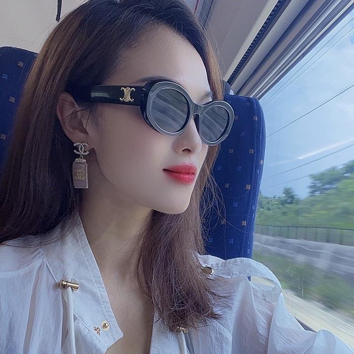 琴子²⁵⁸💋