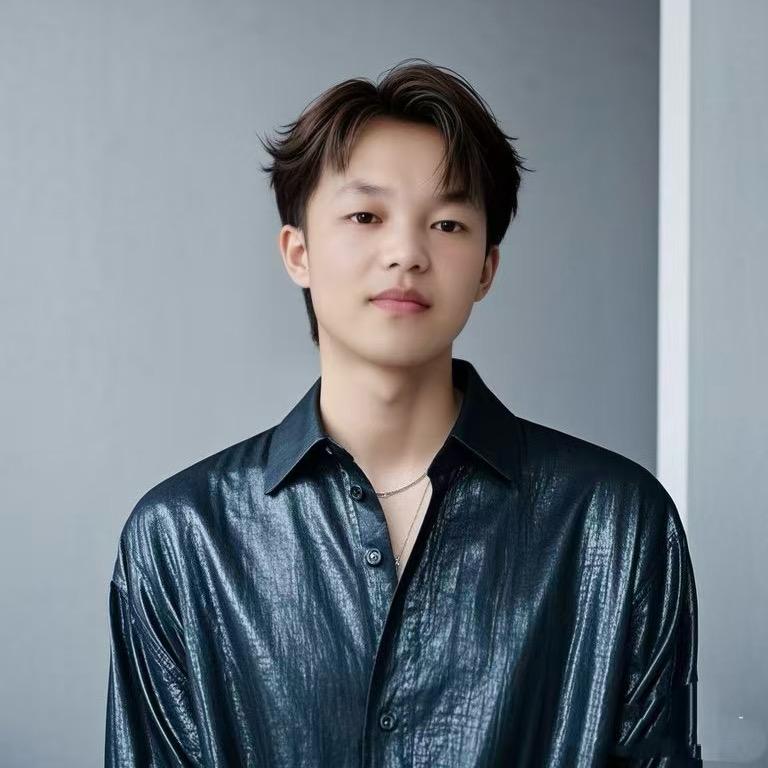 乾县阿玛尼减龄发型设计~刘备