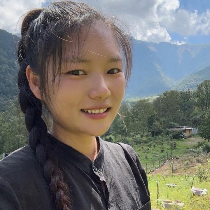 云霞（深山养蜂）