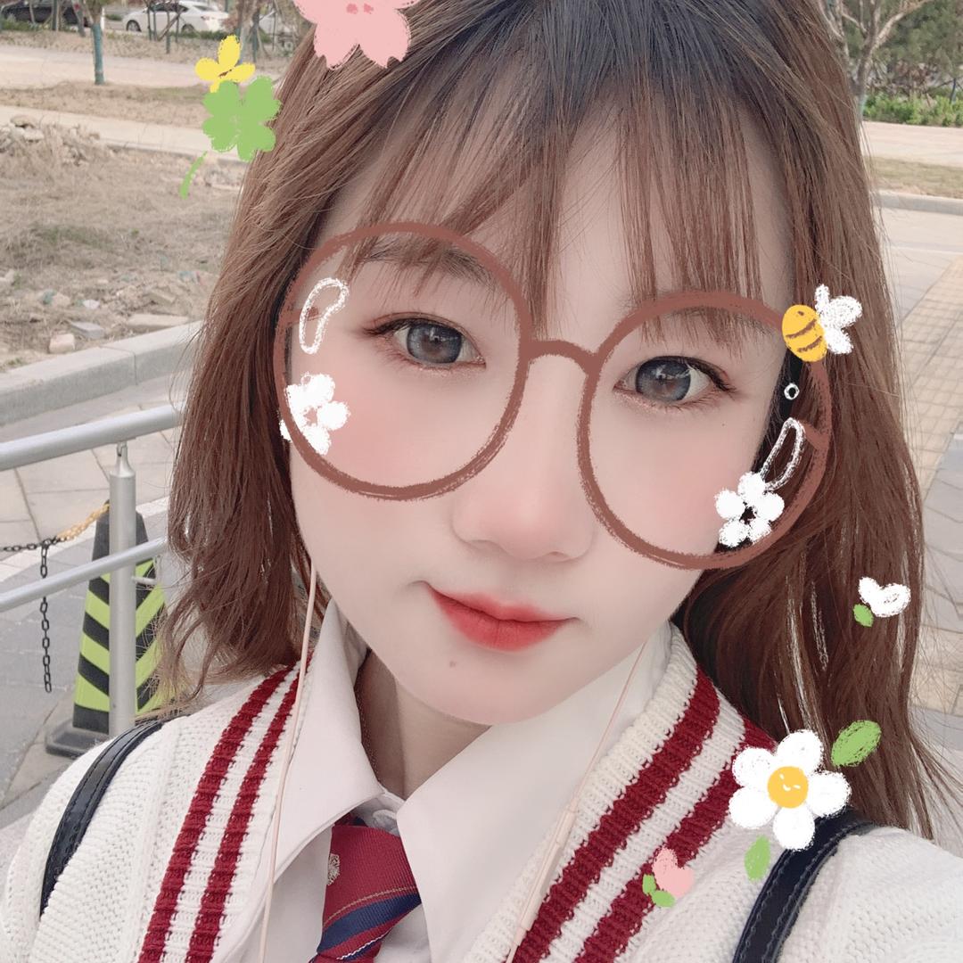 一个丑的可爱的小仙女