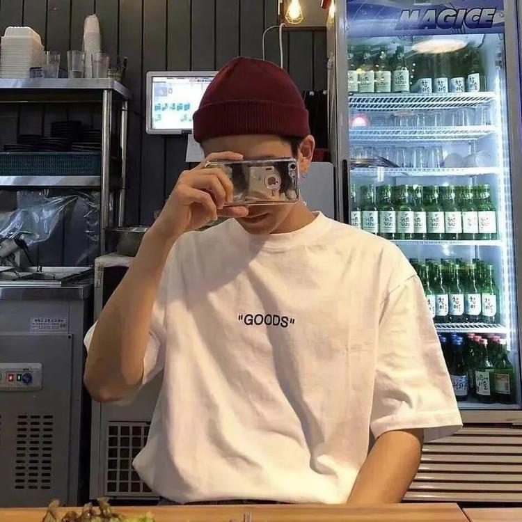 ᐝ