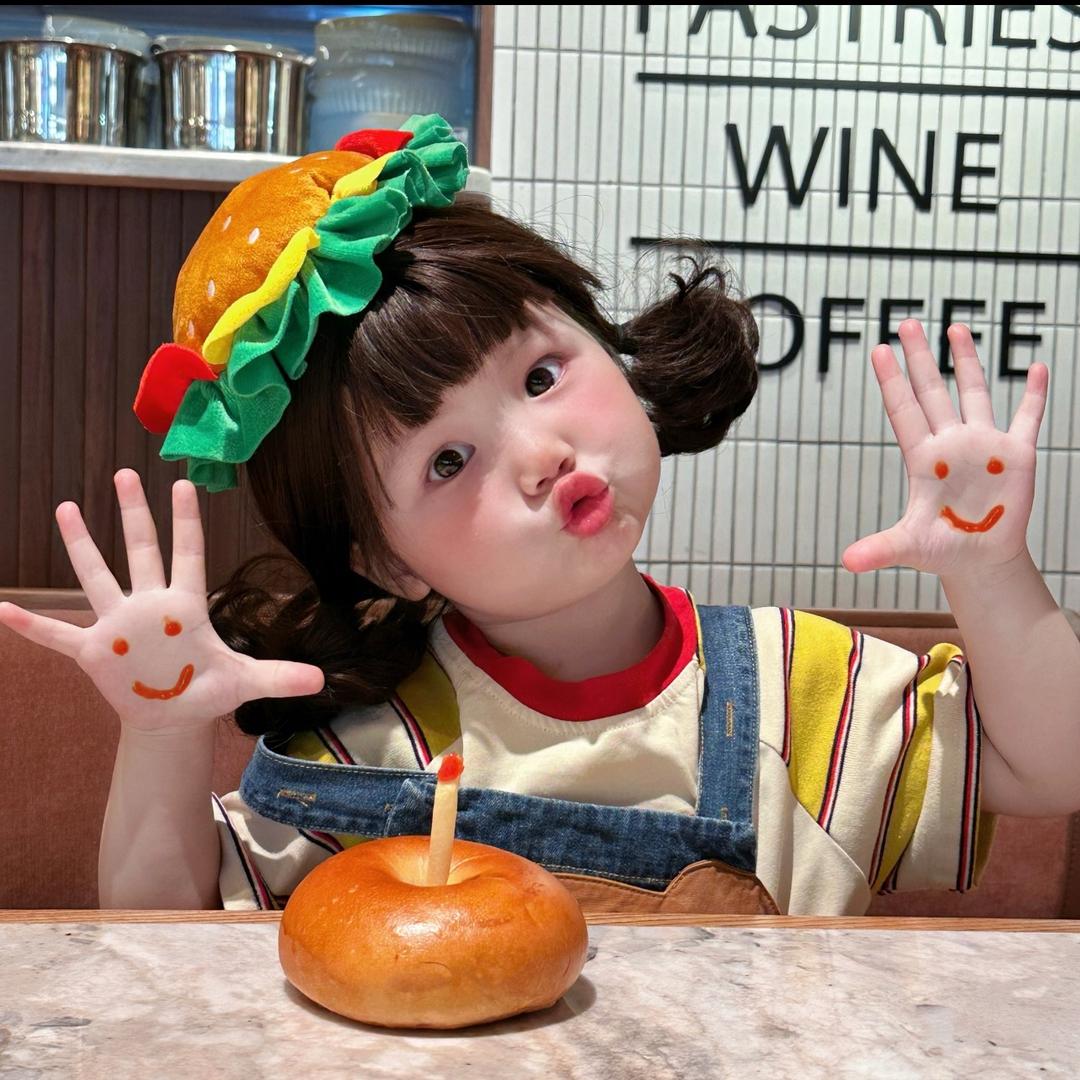 小晴宝超可爱