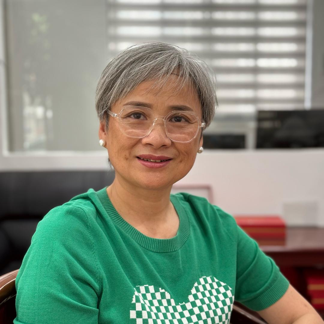 王婆在石首