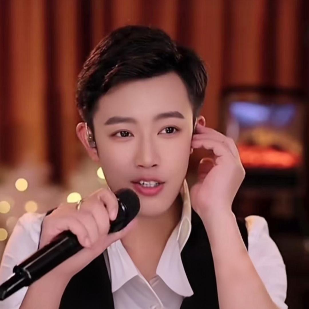 韩晨（宇你同行）