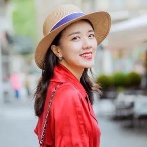 小小莎甄选服饰