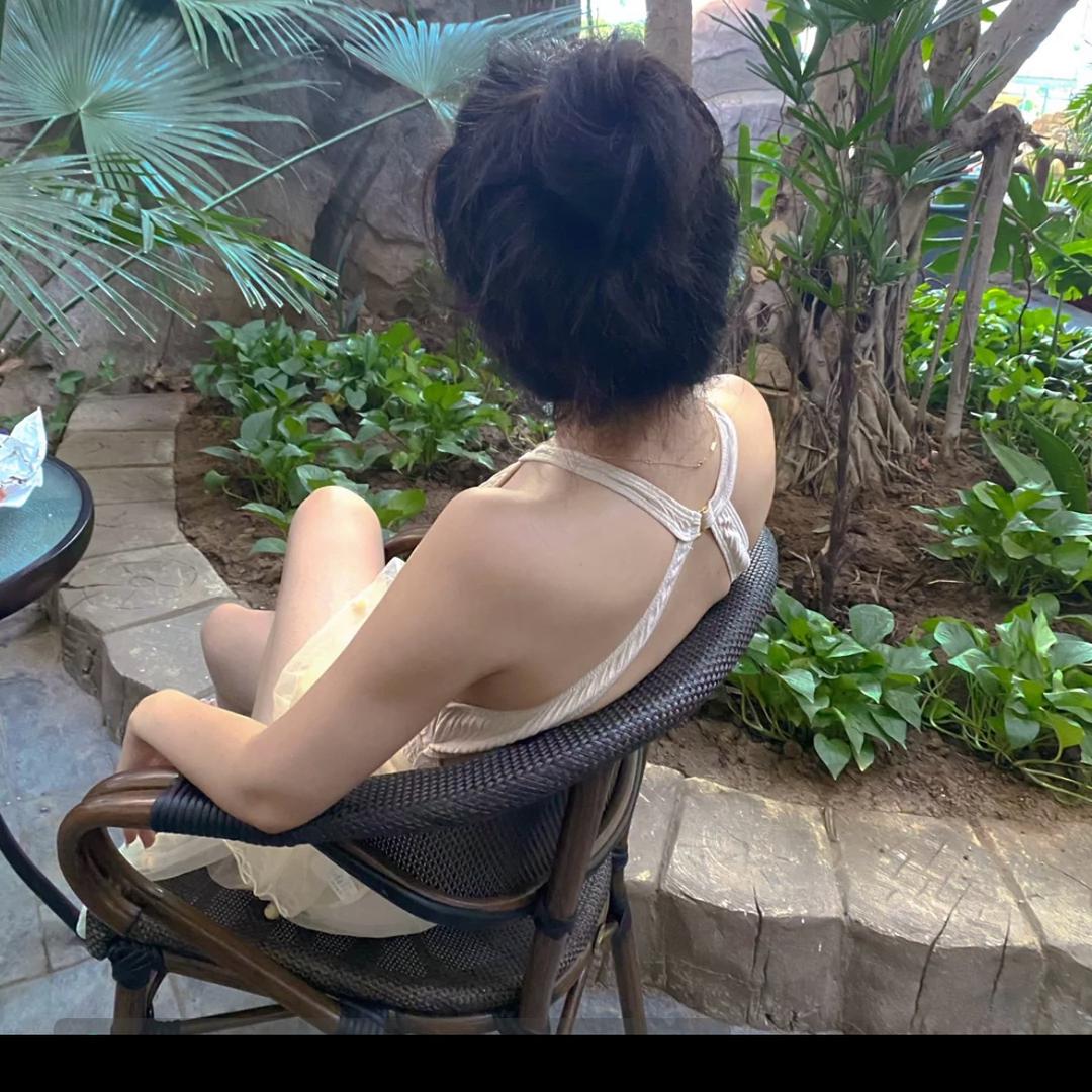 小小洁