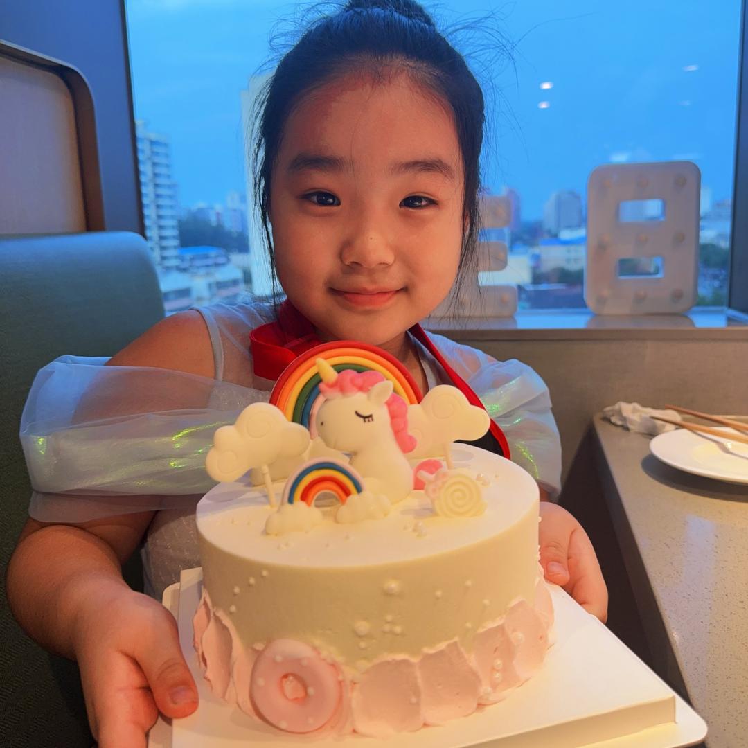 是李不言呀👨‍👩‍👧