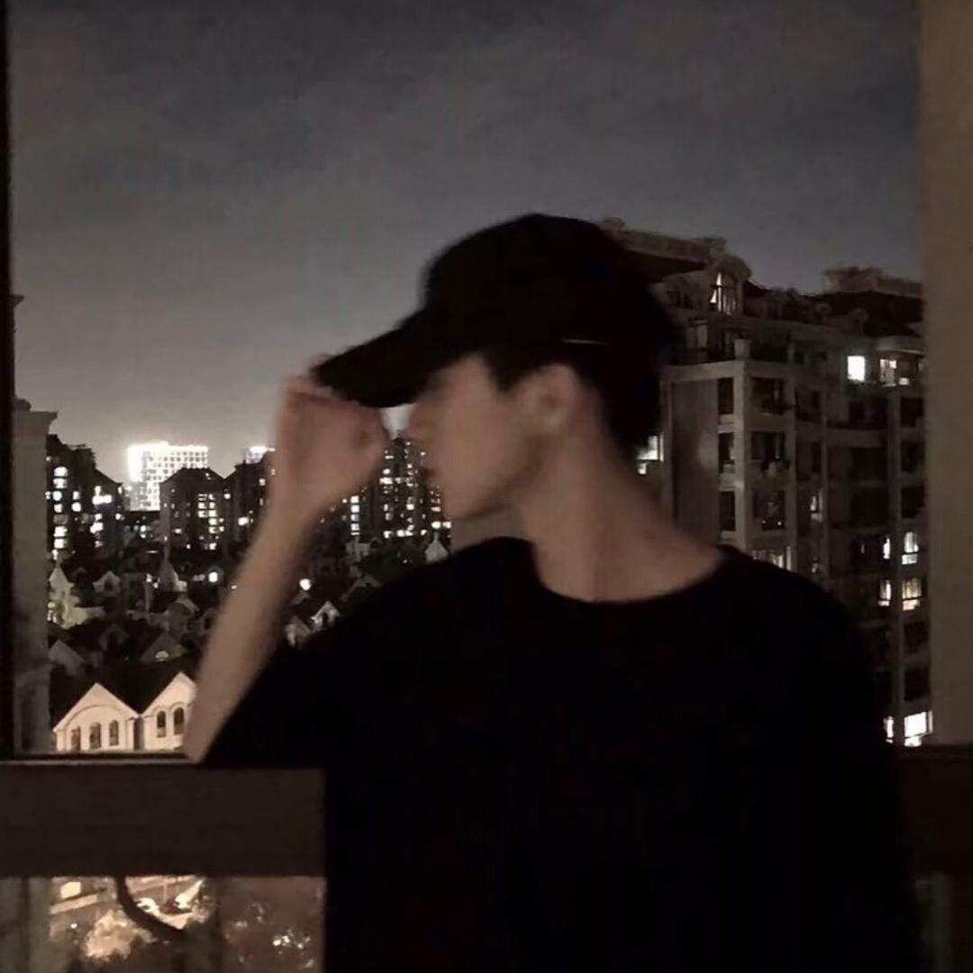 王哪跑..