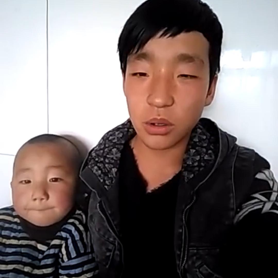 狗胜吃货独臂胜哥