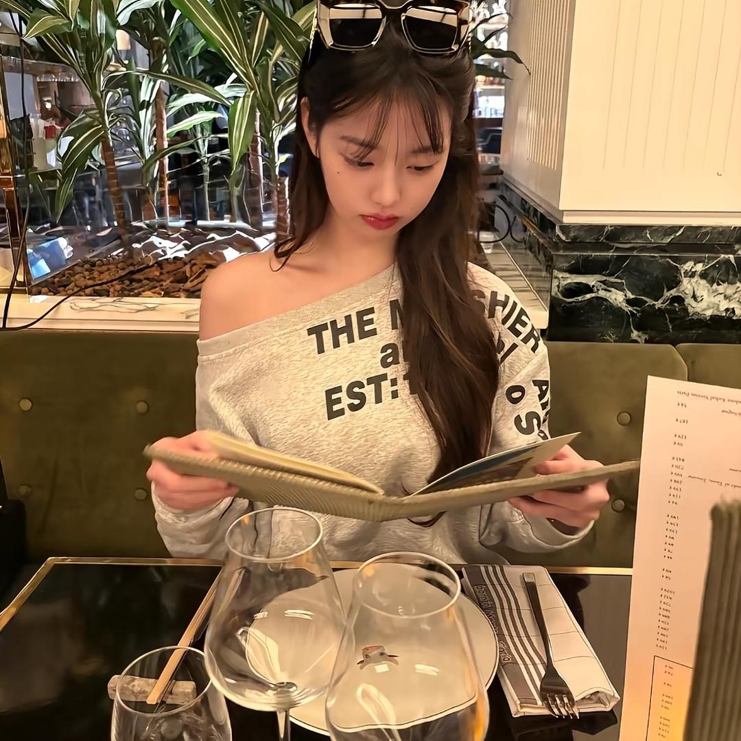 睦子