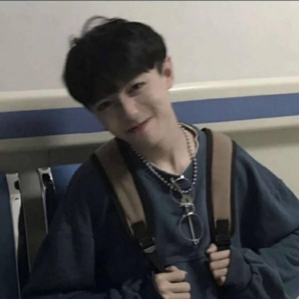 小尹