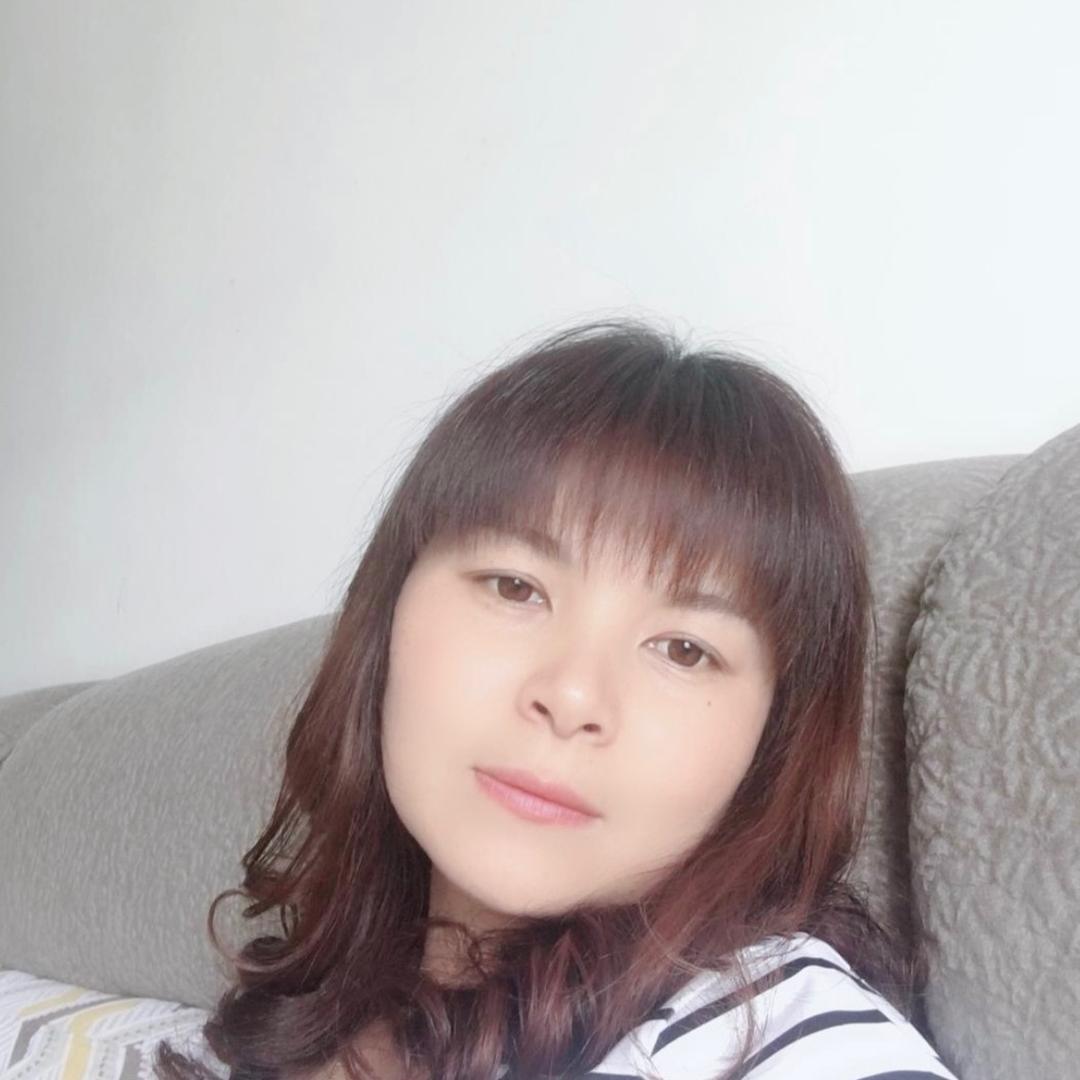 寒风中的梅花