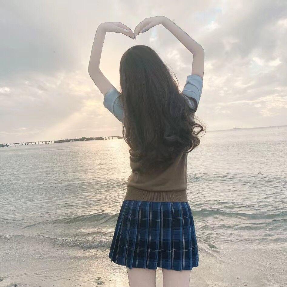 七月爱坐摇摇车