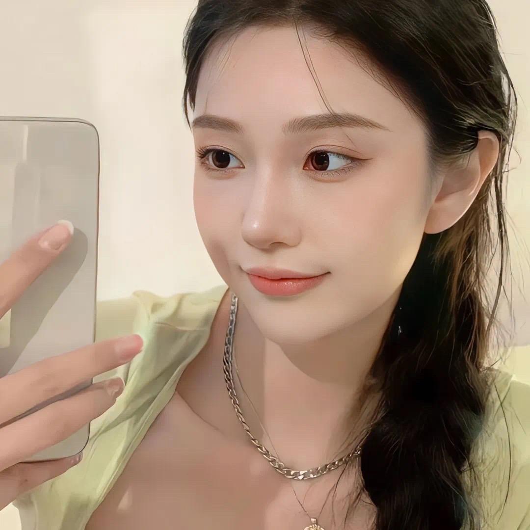刘奶糖W