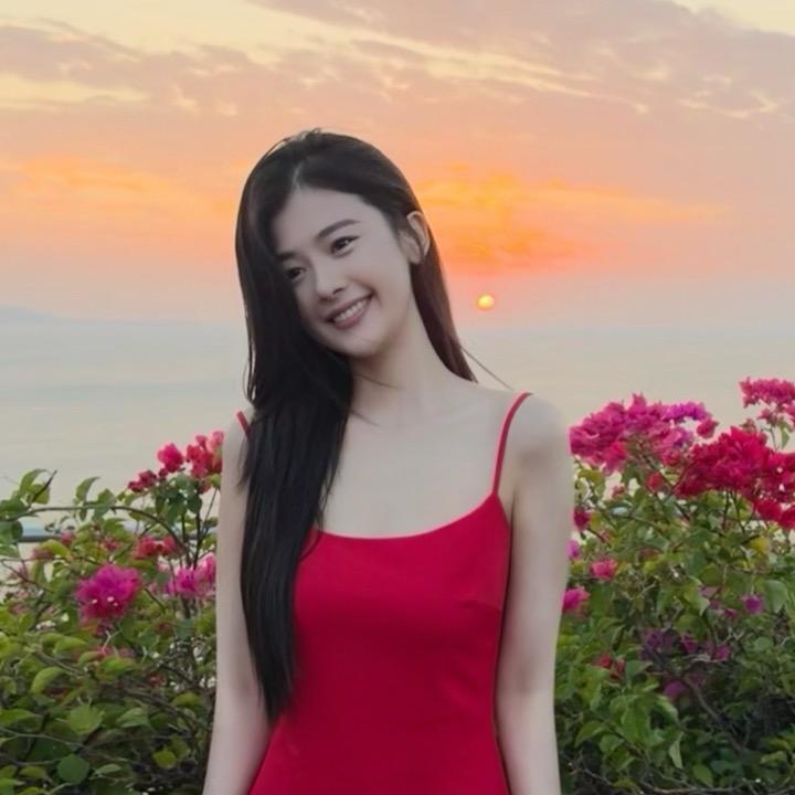 是仙女。