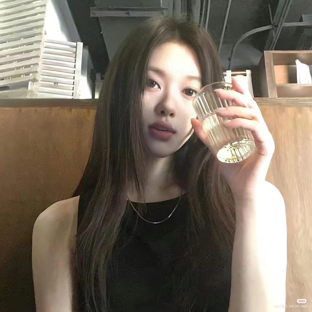 李帆.