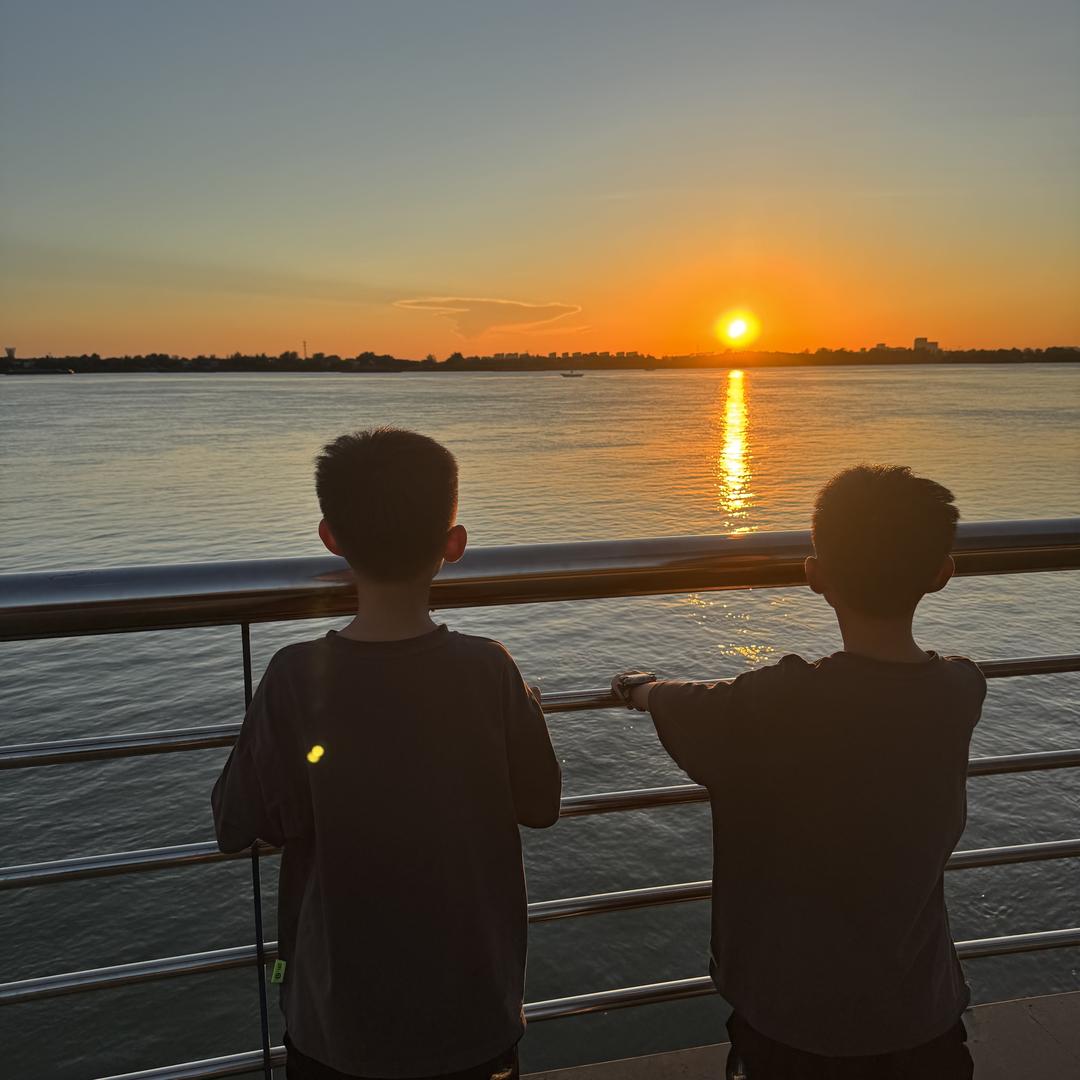 双胞胎宝妈灿灿