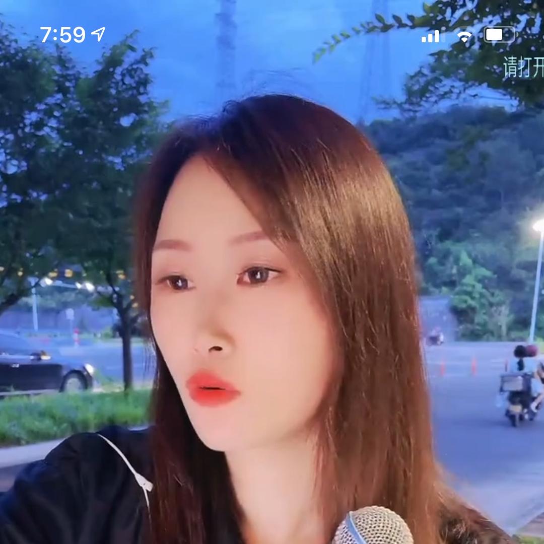 玲玲吖🎤（涌泉蜜桔）