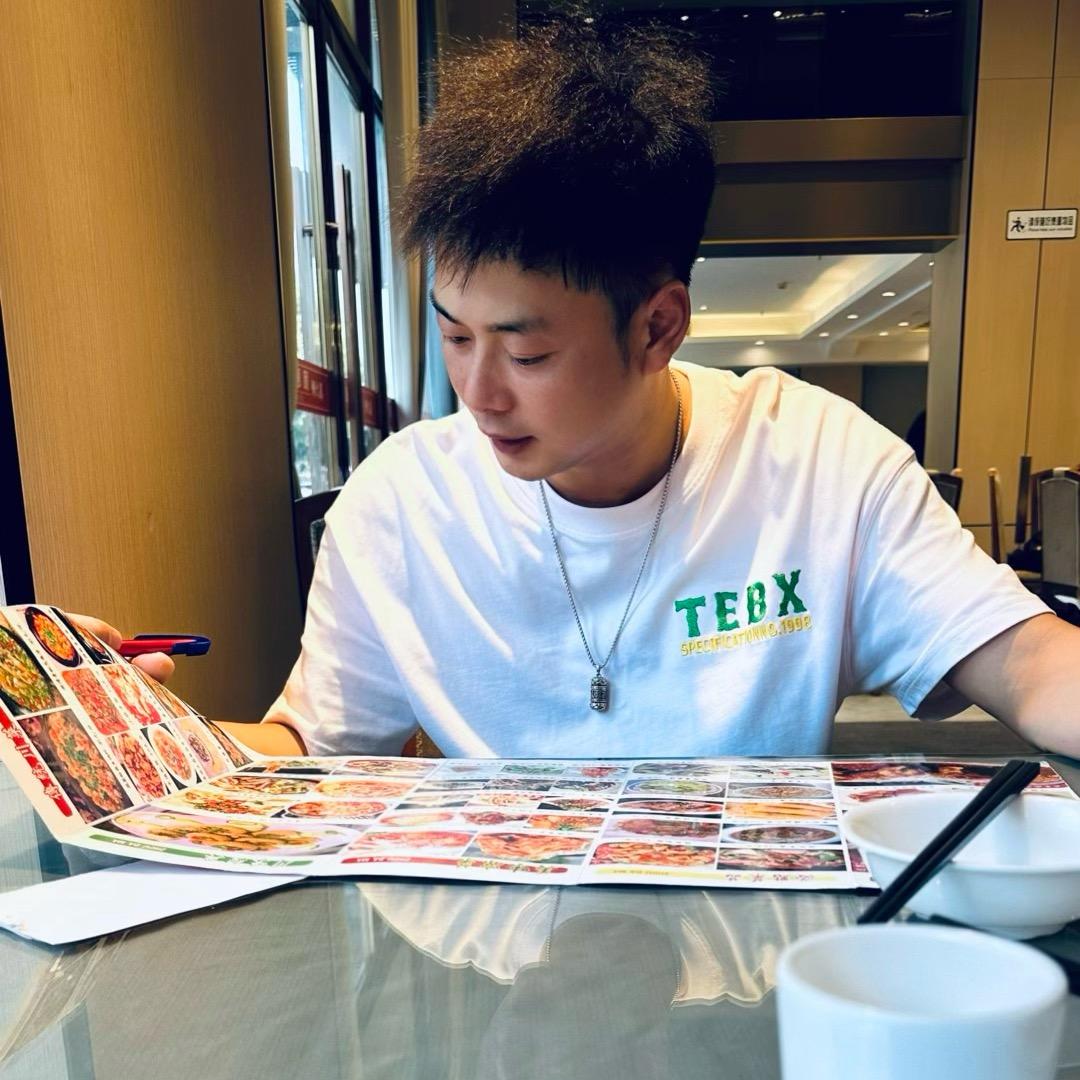 王垚鑫