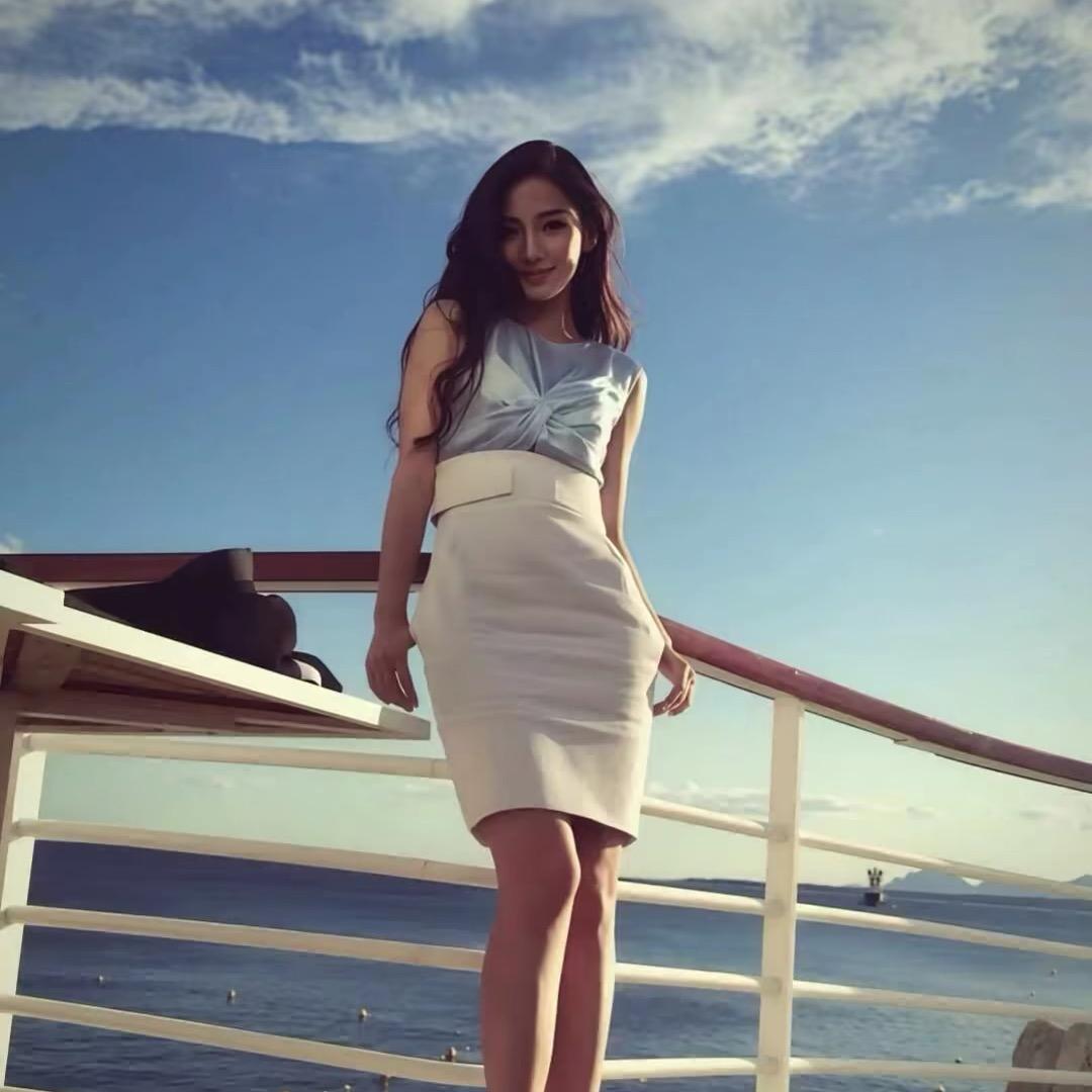 忧郁的小墩墩૮ฅ•͈ ₃ •͈ฅა